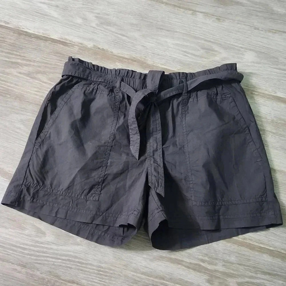 Lou & Grey Poplin Paperbag Tie Waist Shorts - Picture 1 of 10